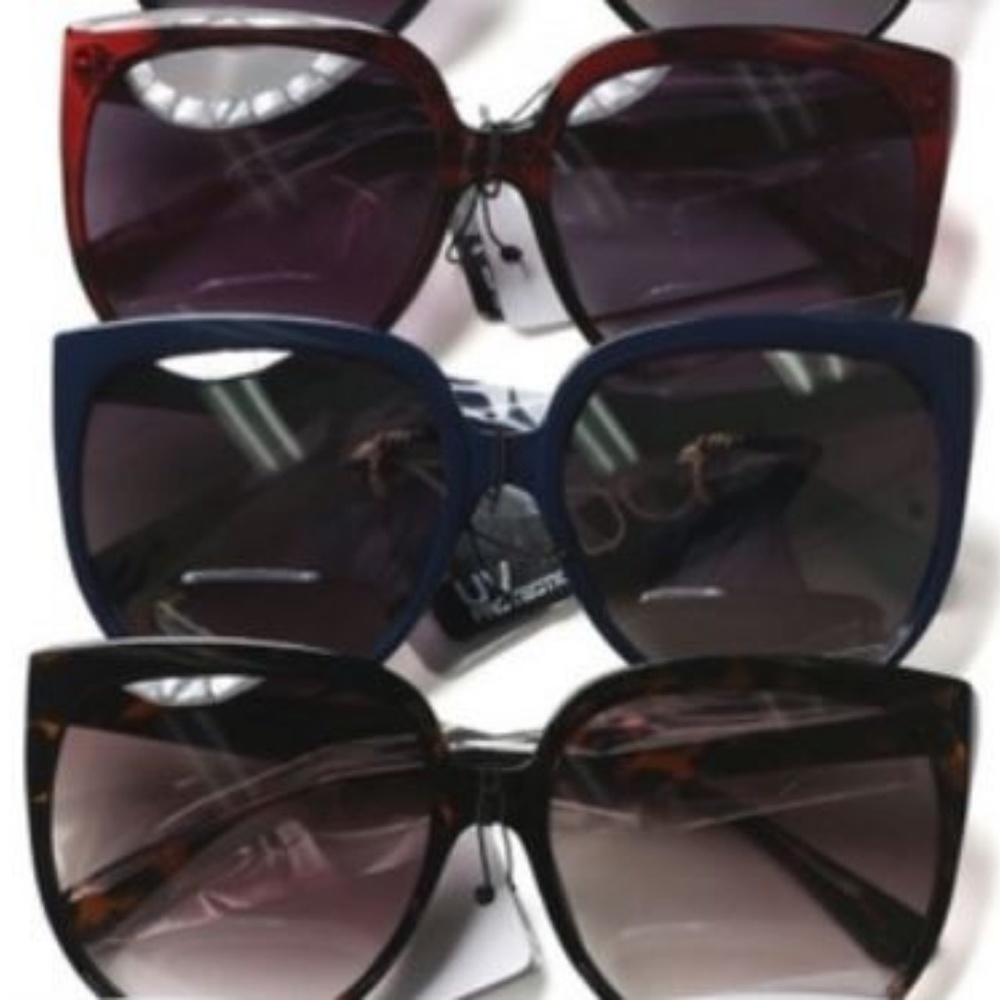 Big Bold SUNGLASSES ~ super UV protection - Picture 2 of 8